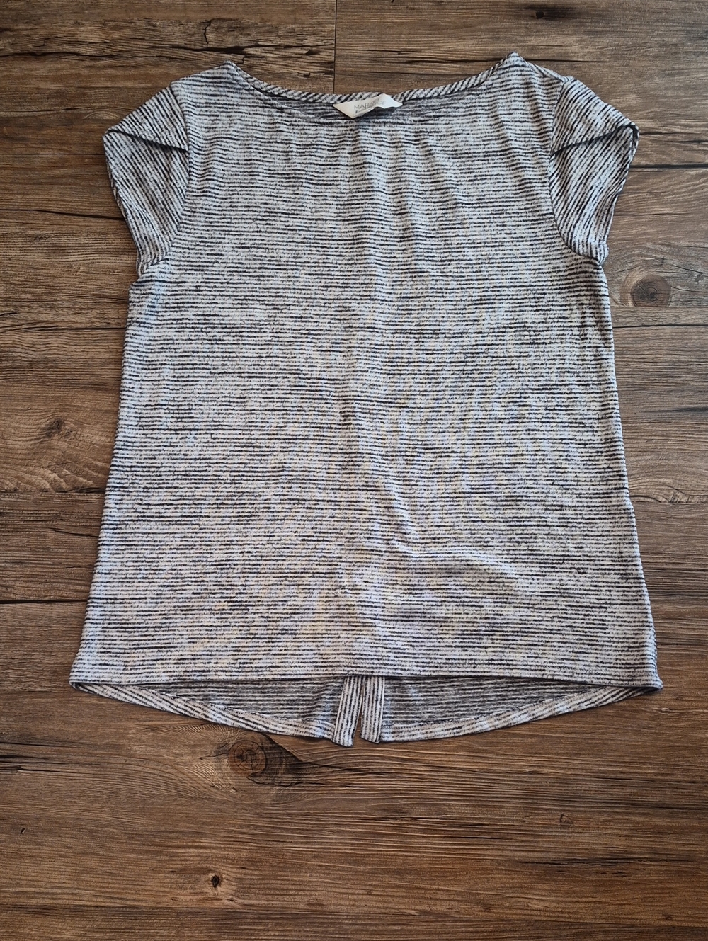 Market & Spruce Heathered Black & White Striped Short Sleeve Tee